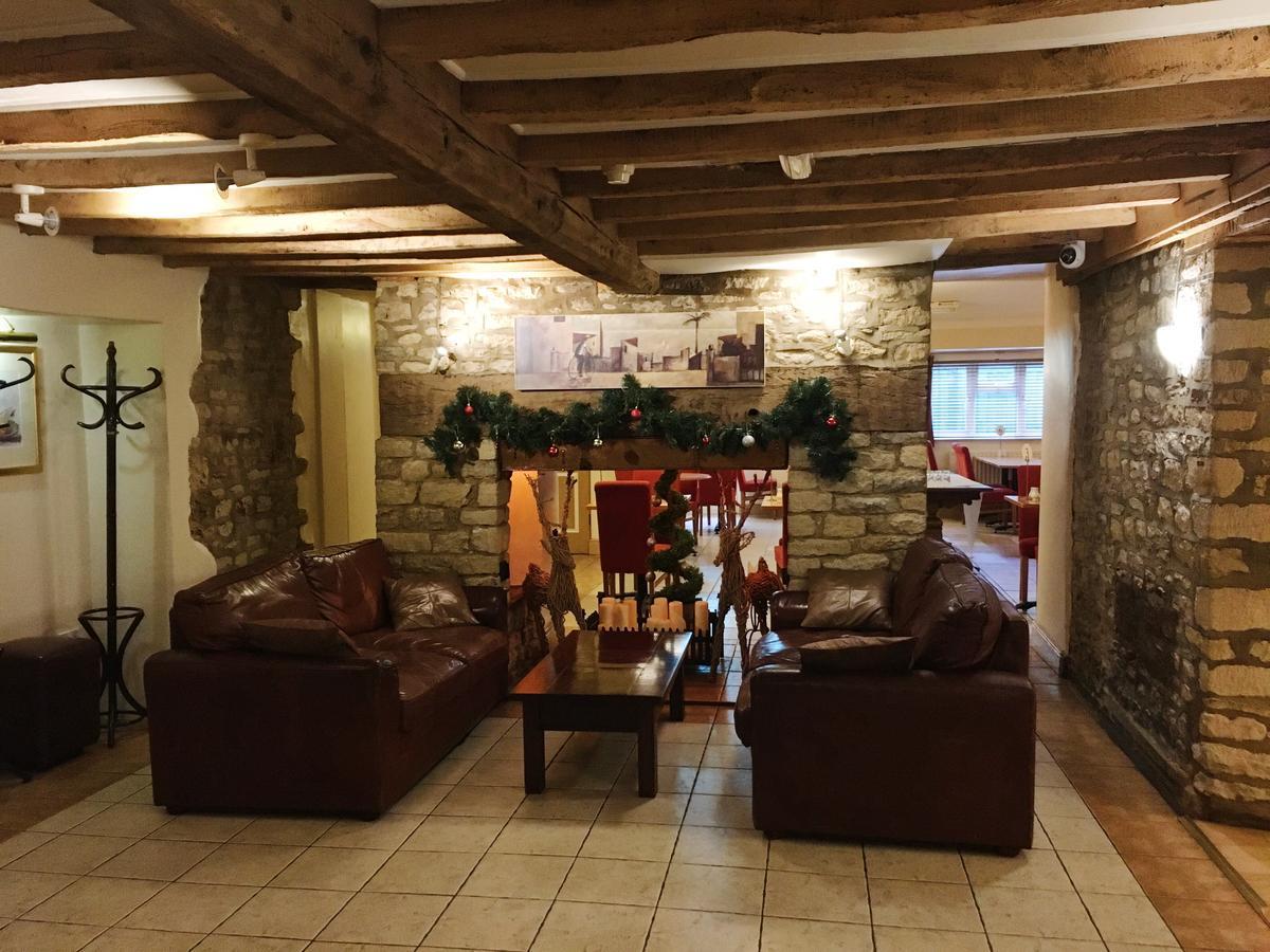 The Tally Ho Hotel - B&B Μπίσεστερ Εξωτερικό φωτογραφία
