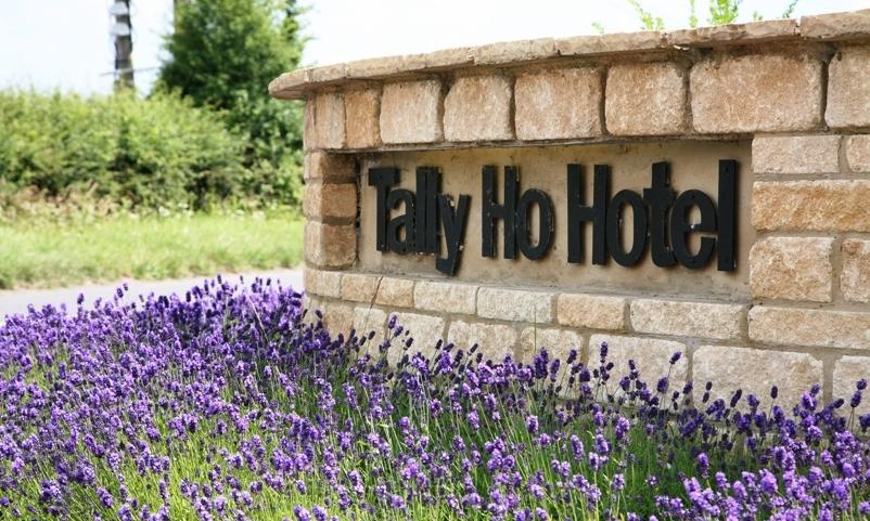 The Tally Ho Hotel - B&B Μπίσεστερ Εξωτερικό φωτογραφία
