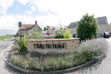 The Tally Ho Hotel - B&B Μπίσεστερ Εξωτερικό φωτογραφία